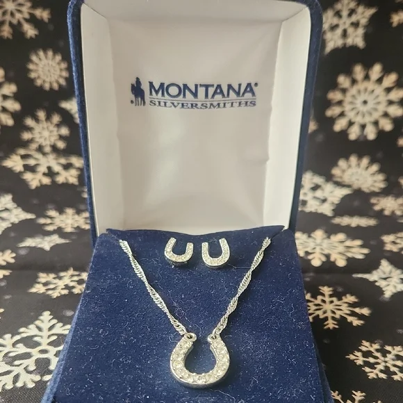 Montana Silversmiths Silver Horseshoe Necklace Set - Picture 2 of 3